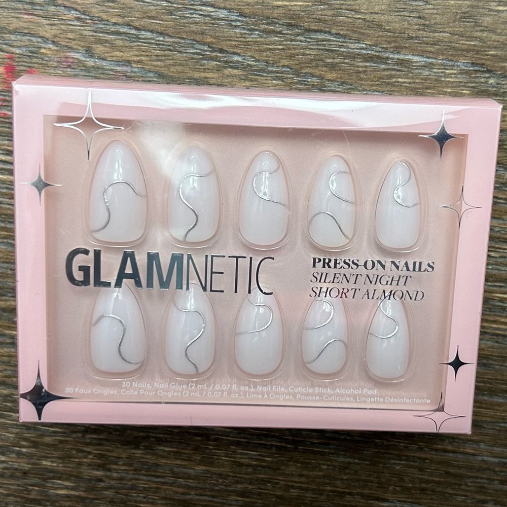 Glamnetic press on nails
